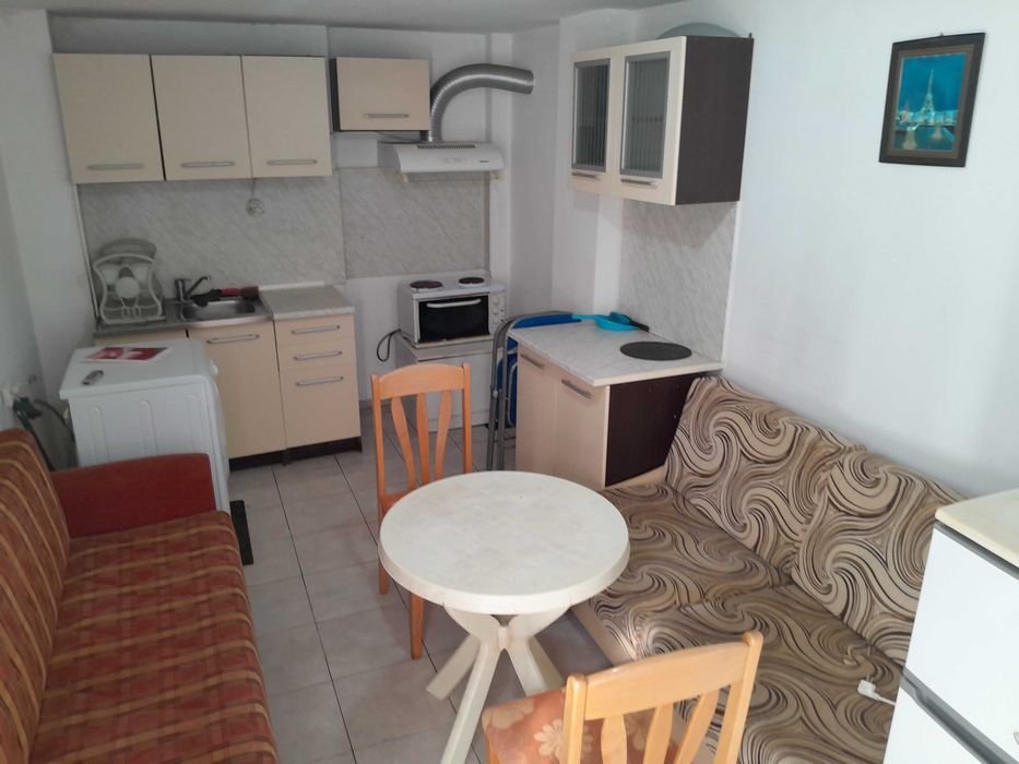 Дава се под наем Двустаен апартамент в с. Царевци, Област Варна - 50 кв.м за 306 € - Снимка #13