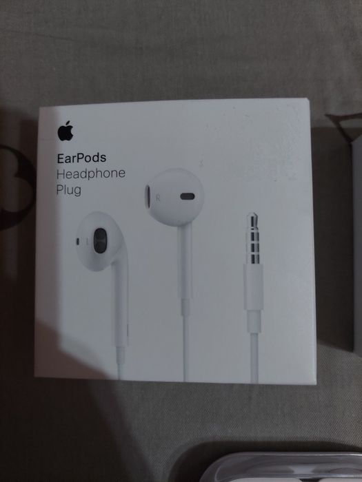 Оригинал наушник