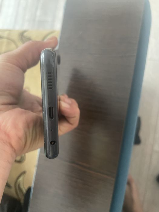 Продам самсунг А 13