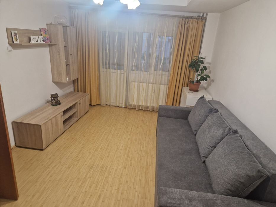 Inchiriez ap 2 camere Bd Basarabia -Arena Nationala