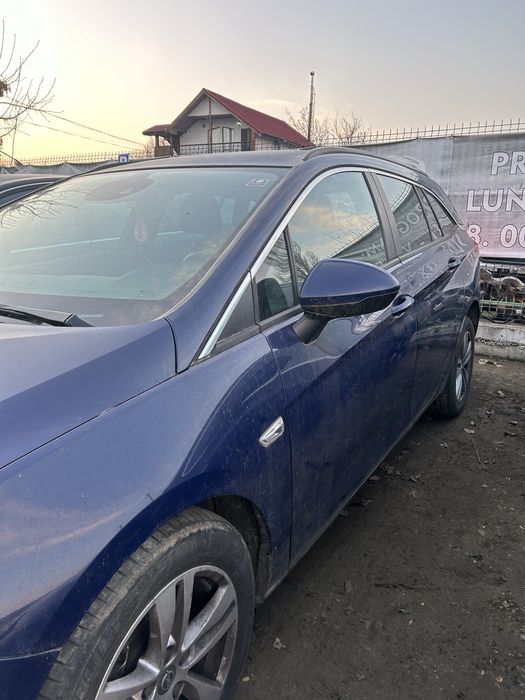 Aripă stânga spate Opel Astra K break