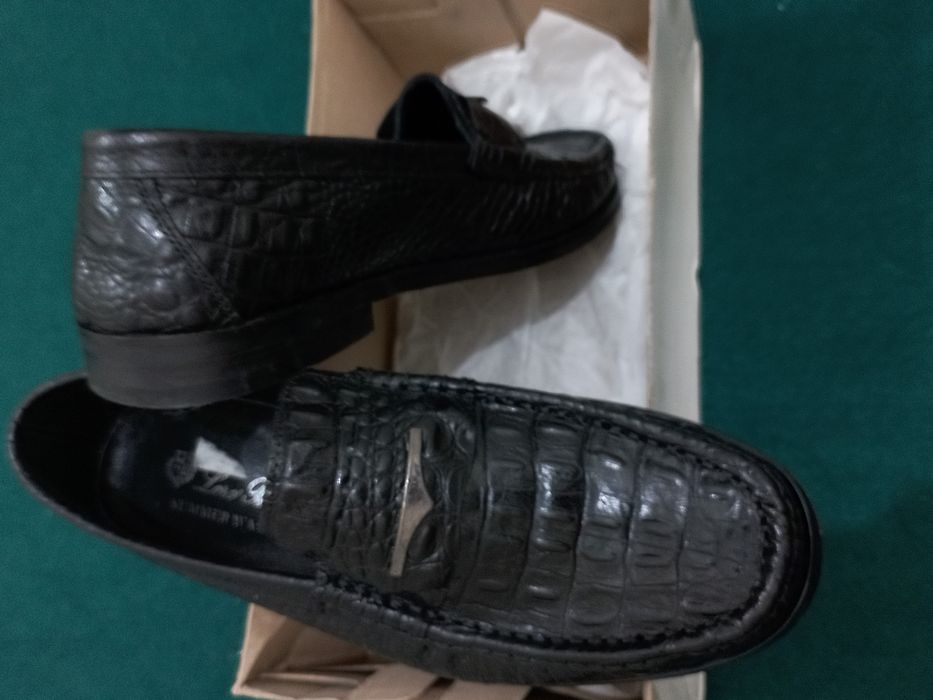 Мужской обувь размер 40