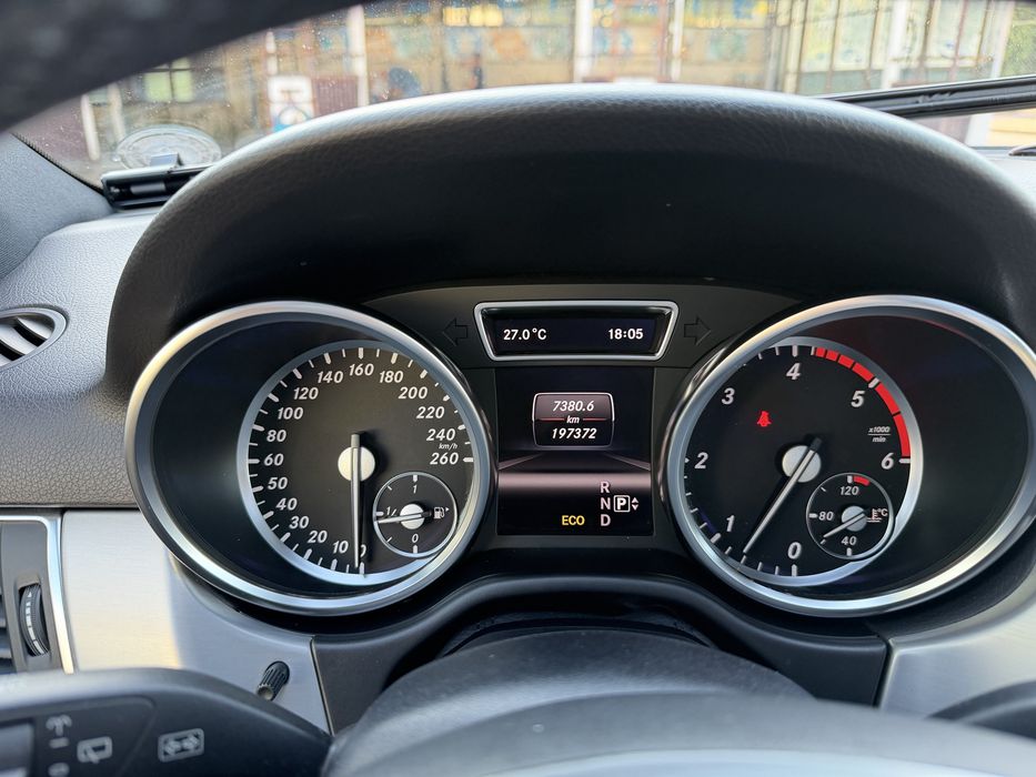 MERCEDES-BENZ ML-Class 2013 — imagine 4