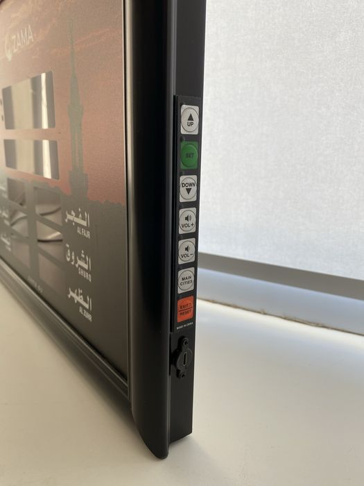 Настенные часы Zama