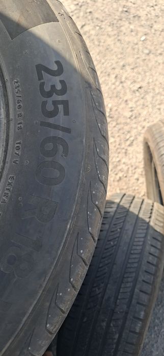 235 60 R18 contintal 4 dona