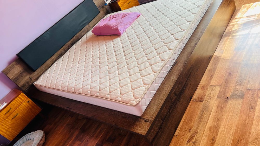 Легло платформа за матрак с размери 180см х 200см