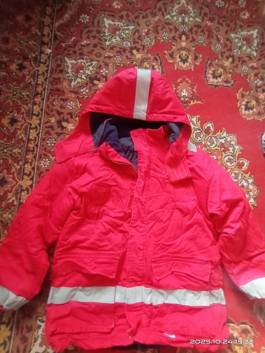 Продам зимний бушлат б/у отличном состояний