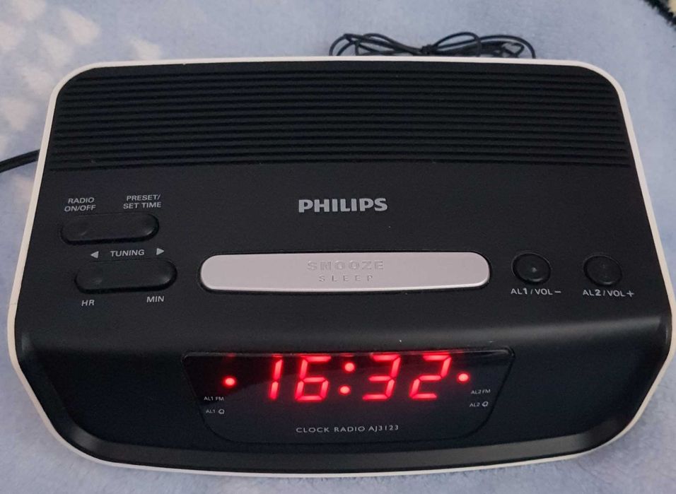 Радио часовник Philips с аларма