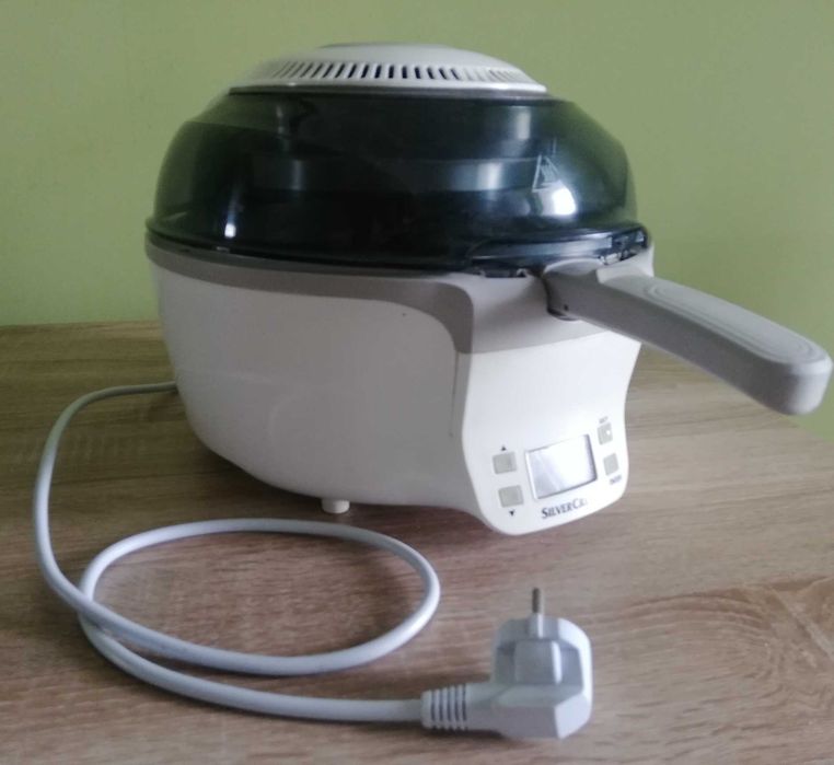 Friteuza cu aer cald