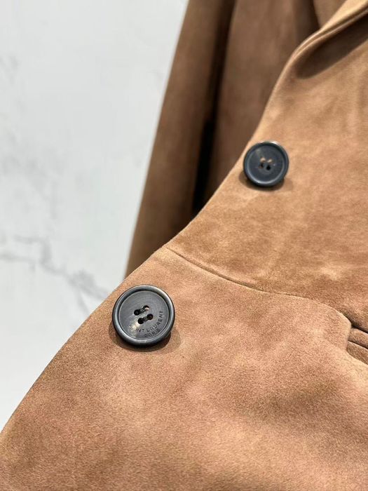 Кожаный пиджак, красивый цвет