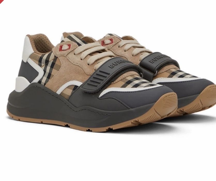 Adidasi burbbery 43