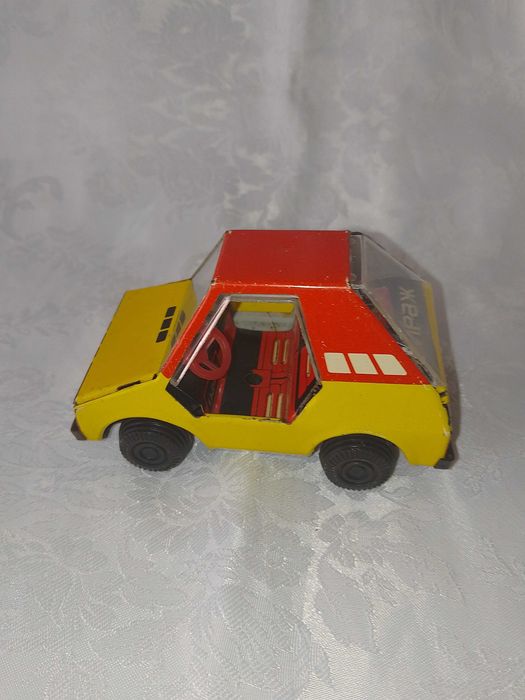 Стара   Руска Ламаринена Играчка,  Количка