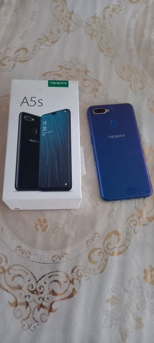 Смартфон телефон