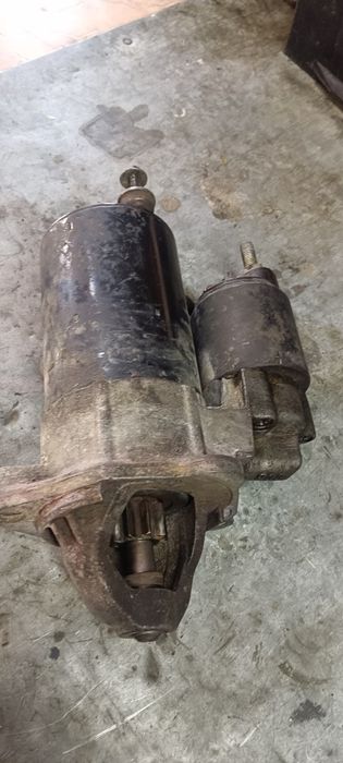 Стартер пассатв5продаю