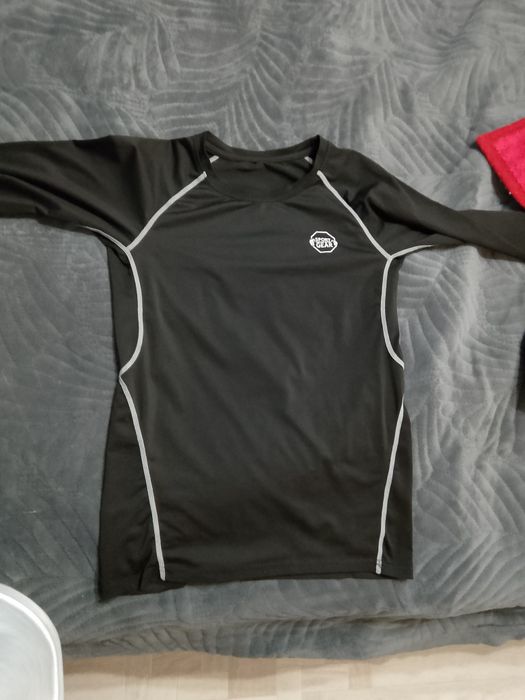 Продам рашгард Sport Gear чёрный