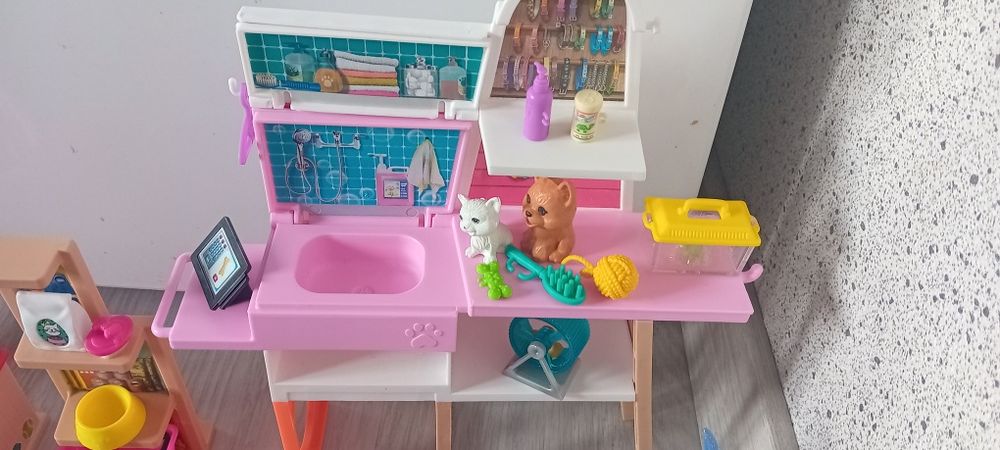 Животни за оцветяване и лот аксесоари за кукли Barbie Барби
