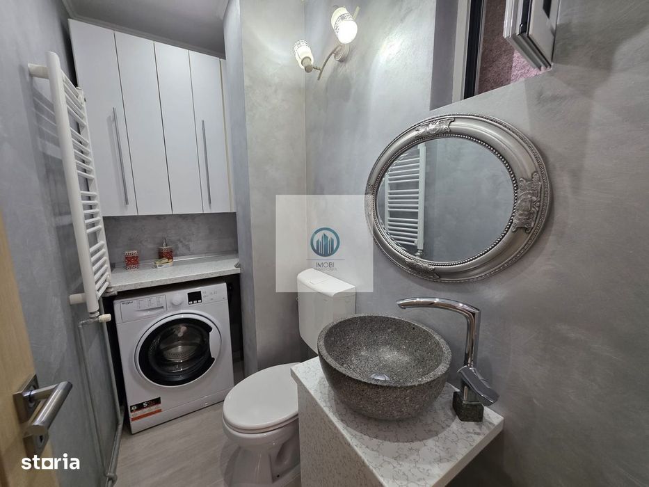Apartament 3 camere decomandat SU 78 mp renovat - Deva, Str. Carpati