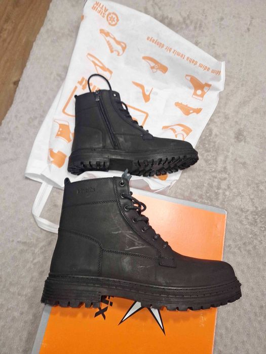 Нови мъжки зимни обувки, естественна кожа  43 номер, KINETIX