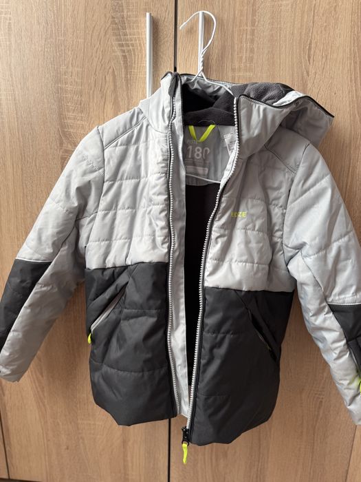 Яке за момче 115–124 см, отлично състояние