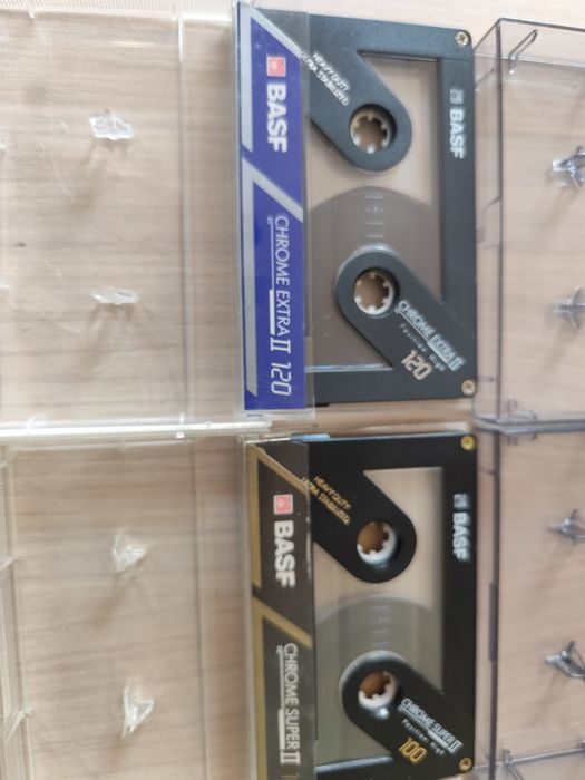 Casete crom și metal