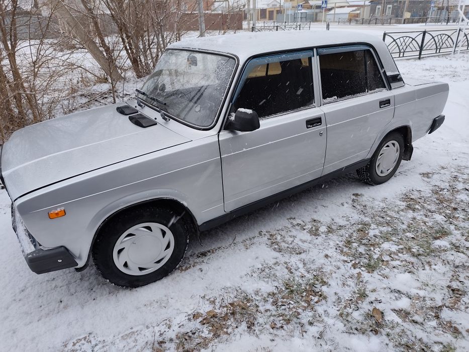 Продам Ваз 2107 инжектор   2011 года