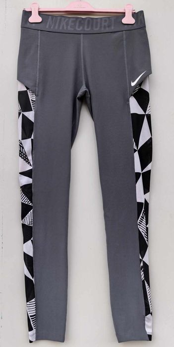 Nike оригинален дамски клин Л размер