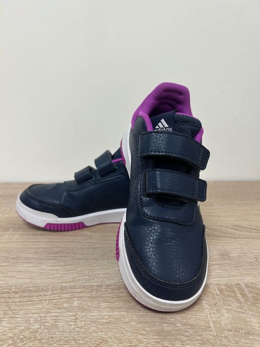 Маратонки за момиче