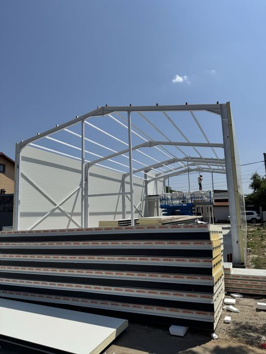 Vand Hala Metalica etajata cu panouri sandwich completa