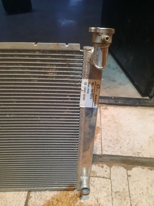 Радиатор lexus Rx300. Toyota
