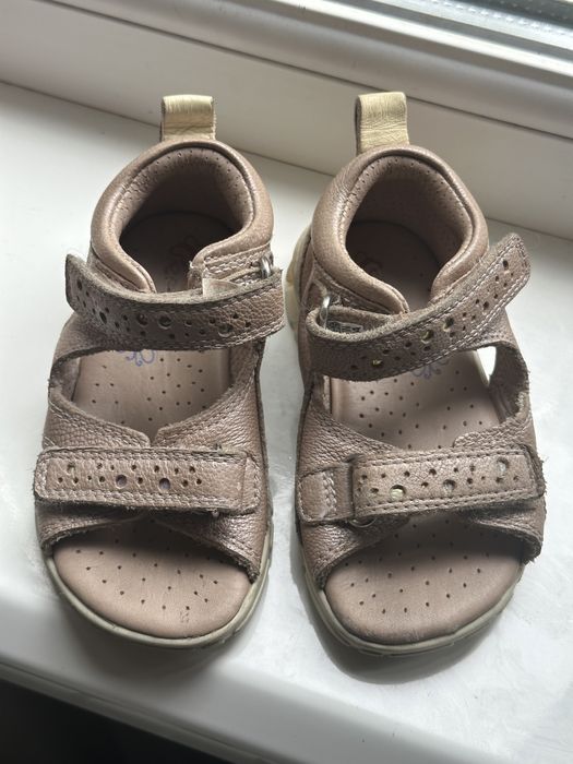 Сандали ессо