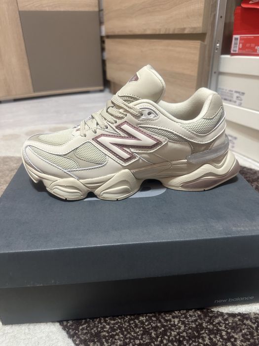 New Balance 9060 Bej 40-41