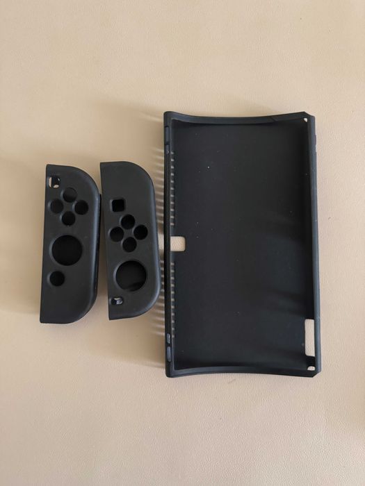Husă de protecție NOUĂ din silicon pentru Nintendo Switch OLED (Negru)