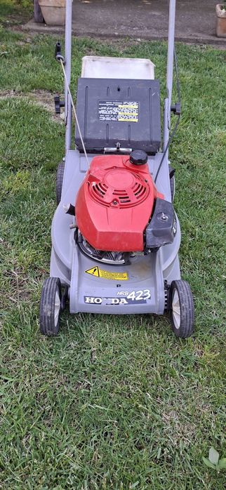 Mașină de tuns gazon Honda HRB  423