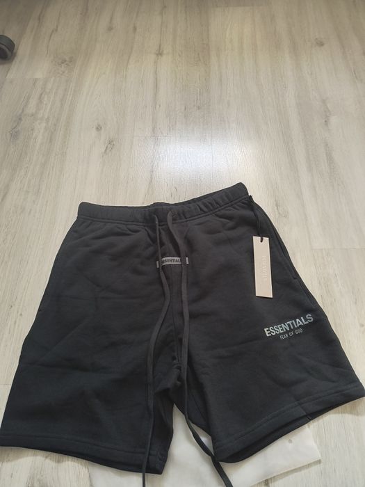 Pantaloni scurti Essentials negri+gri marimea S