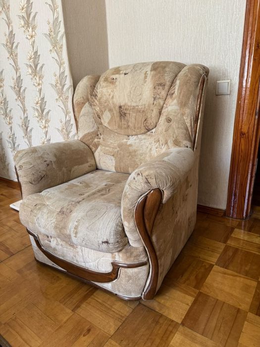 Продам Диван + кресло