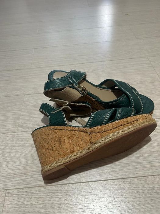 Sandale cu platforma