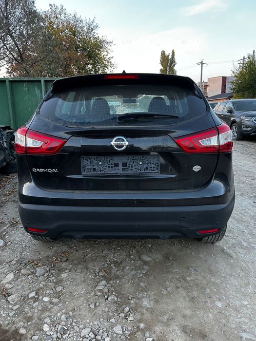 Aripă stânga față Nissan Qashqai J11 2015