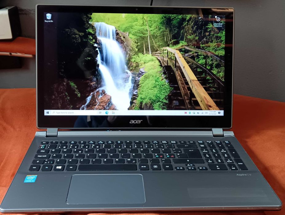 Vand LOT 4xLaptop> display 15.6 inch, DDR3, DDR4, SSD