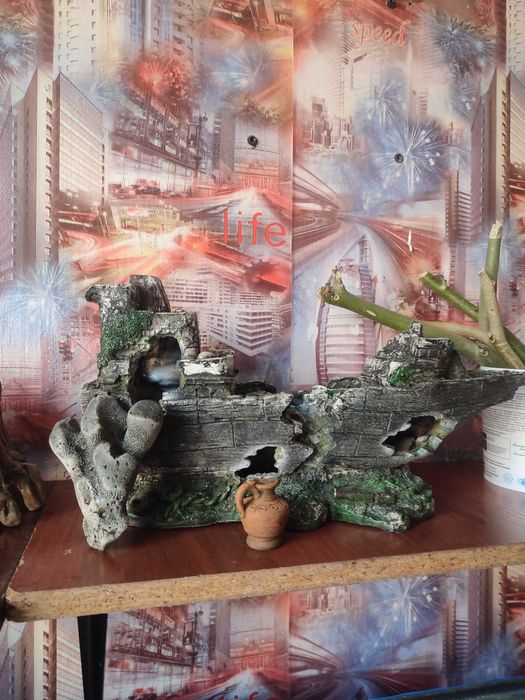 Продам аквариум 200 литров