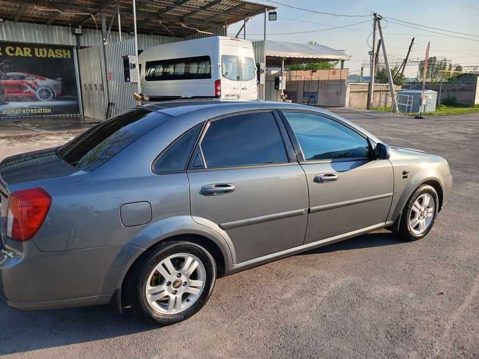 Лассети 1.8 механика 5700$