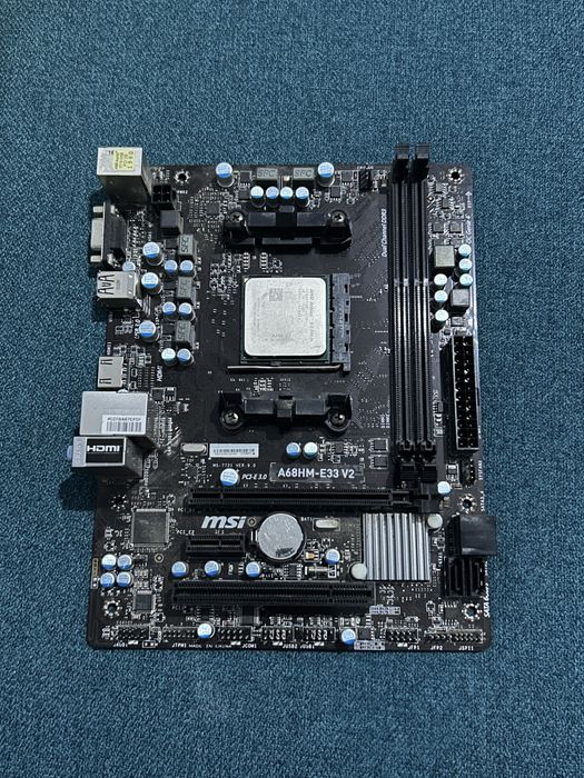Placa de baza ASUS A68HM-E33 v2 + Procesor AMD X4
