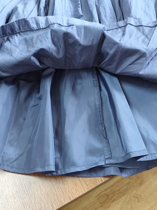 H&M fusta cu pliuri