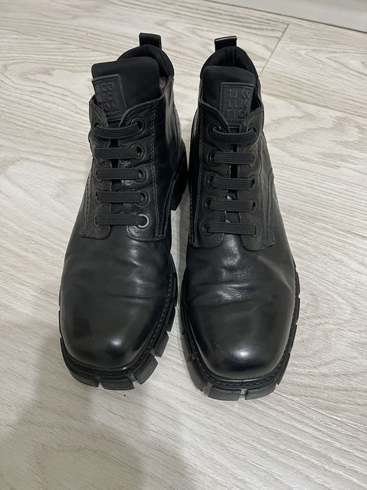Продам зимние ботинки