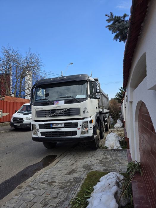 Autobasculanta Volvo 8x4