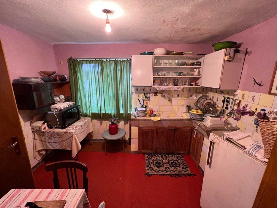 Продава се Къща в с. Кардам, Област Търговище - 132 кв.м за 348 €/кв.м - Снимка #6