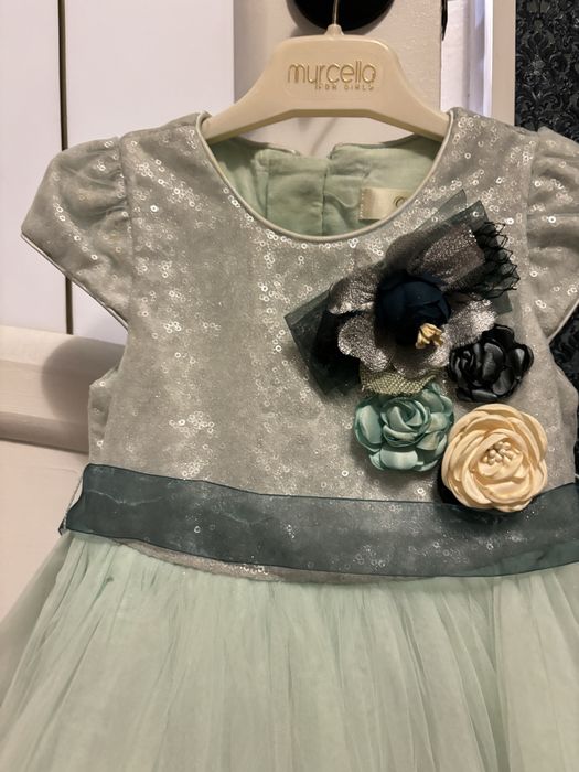 Продам платья для девочки