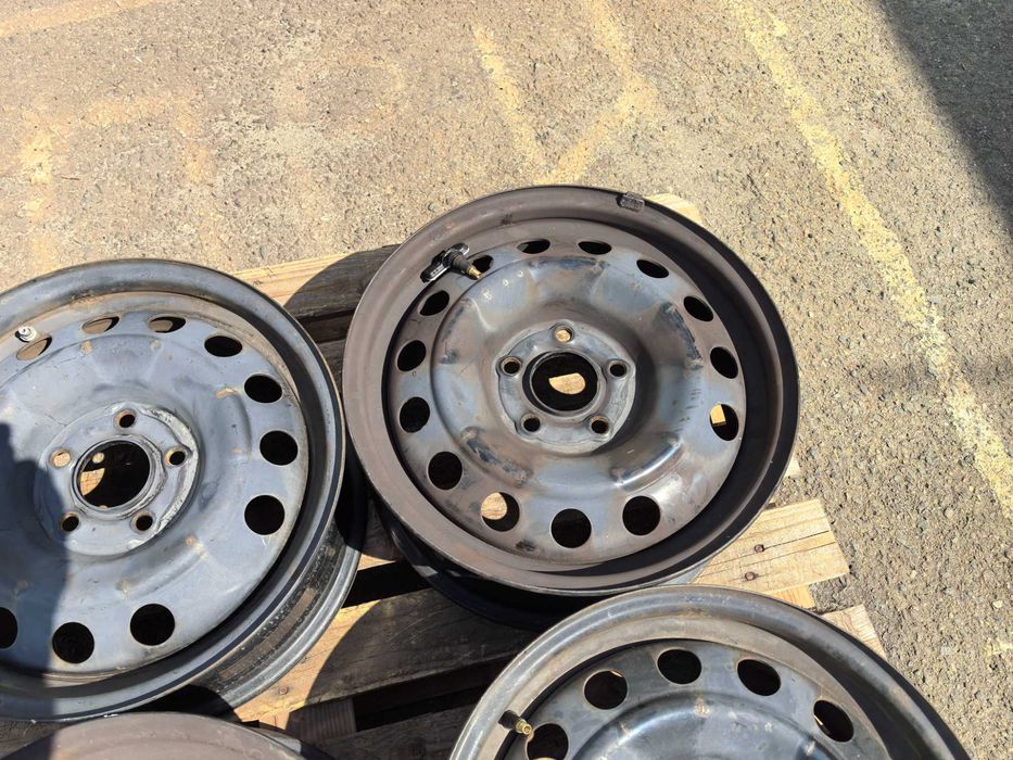 16 цола 5 х 114,3 мм КИЯ / Хундай / Мазда / Митсубиши -6,5 Инча /ЕТ 47