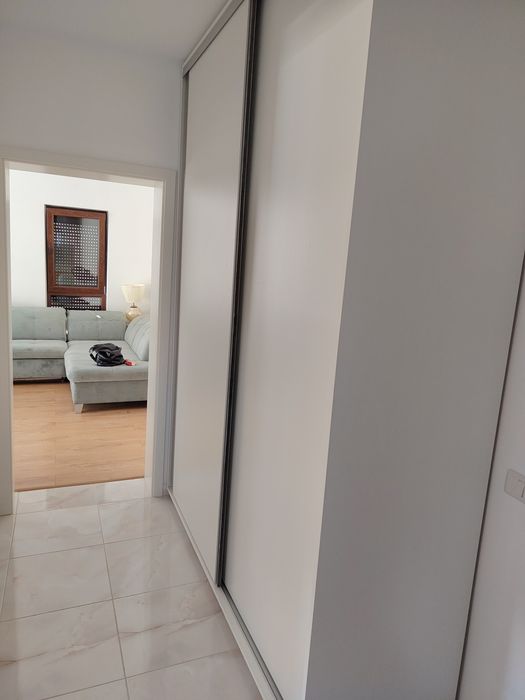 Vând apartament Sânpetru rezidence