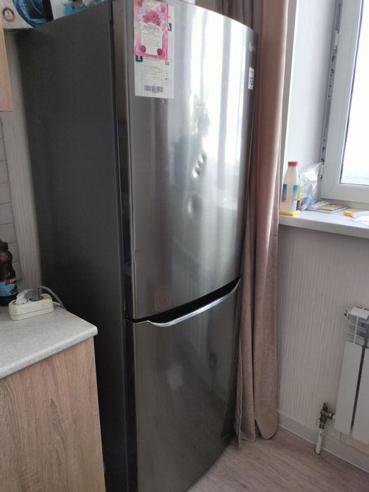 Продам холодильник LG б/у
