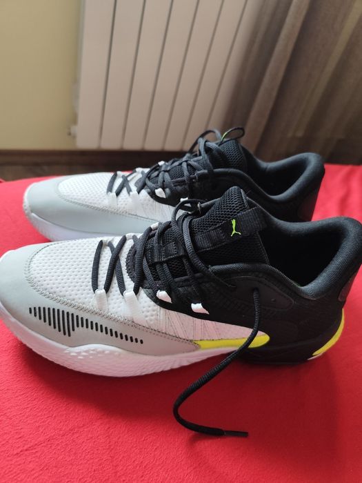 Маратонки на Puma